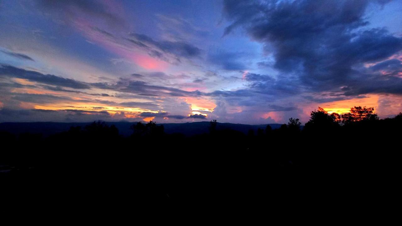 Dadaji Villa Panchgani Buitenkant foto
